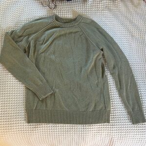 Women’s Kim Roger’s M size green sweater